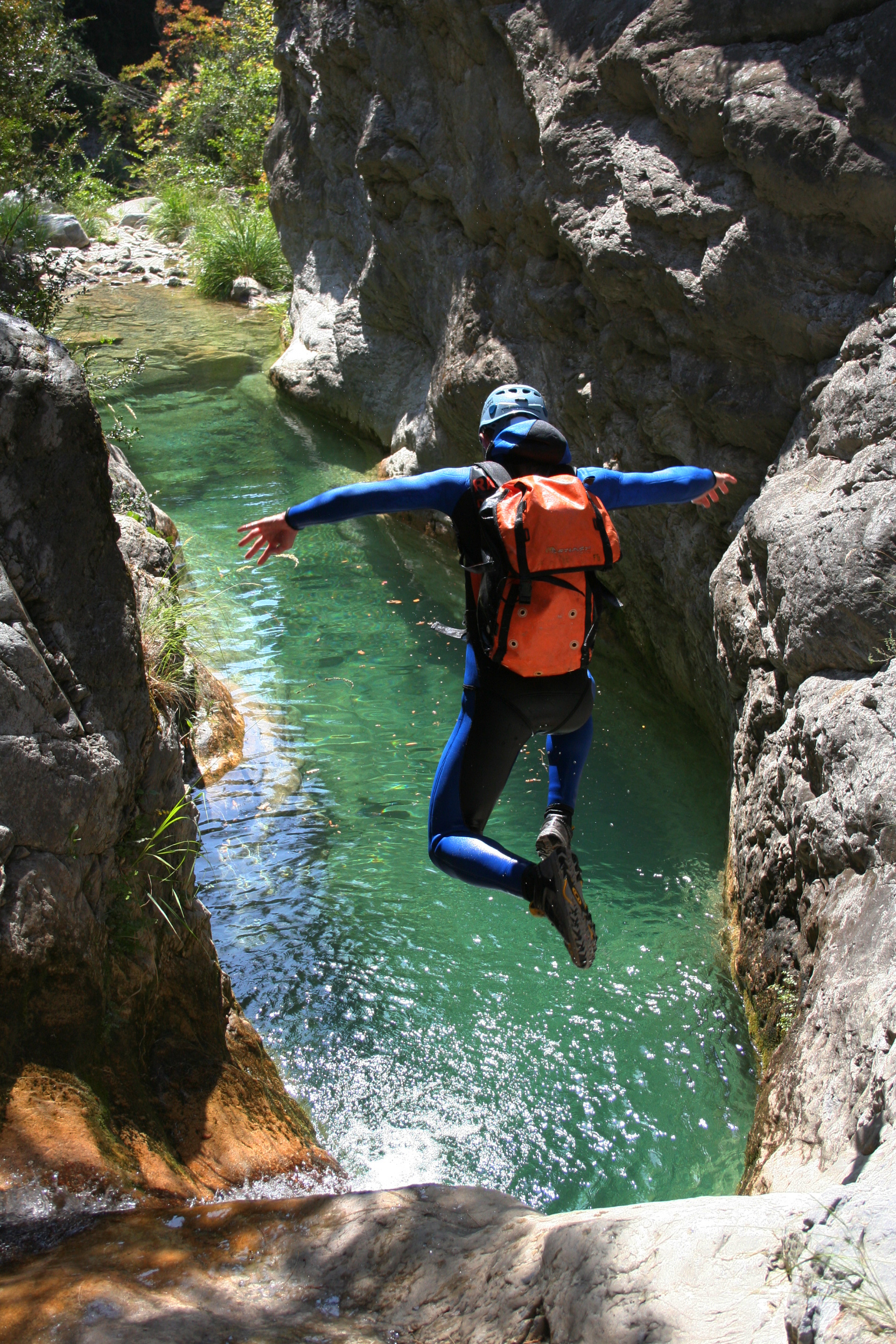 Location matériel de canyoning dans les Pyrénées-Orientales