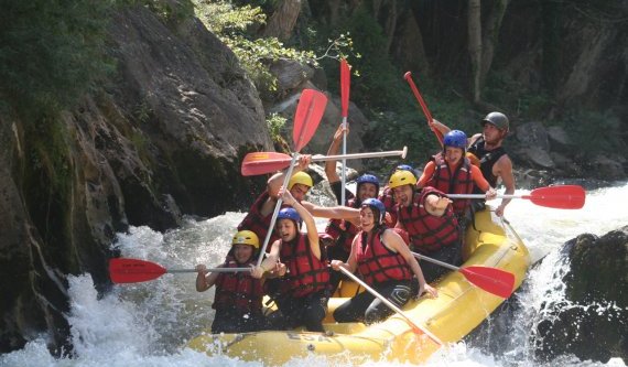 Sports rafting near the Pyrénées-Orientales