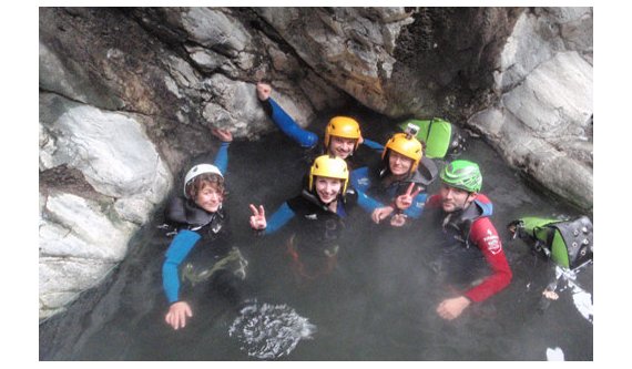 Canyoning en famille dans les Pyrénées-Orientales