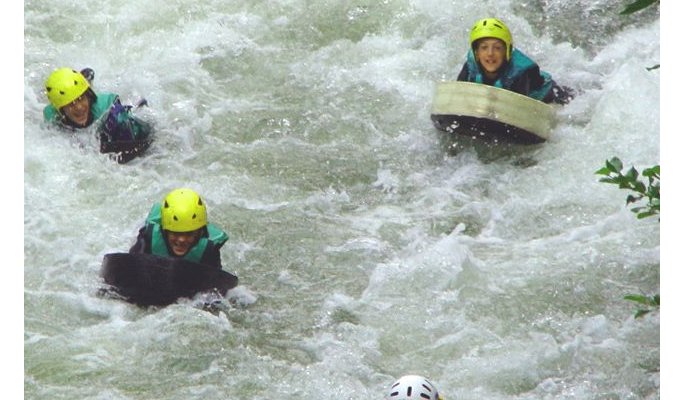 hydrospeed sportif dans l'Aude